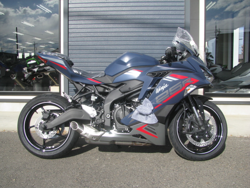 新車 カワサキ Ninja ZX－25R SE マットブルー | 川口輪業