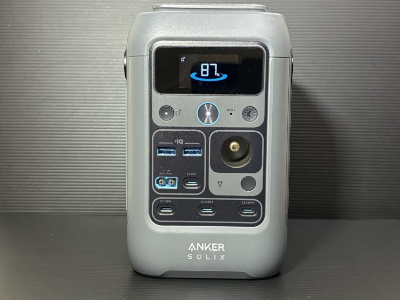 Anker Solix C300 DC Portable Power Station レビュー | 小型軽量で