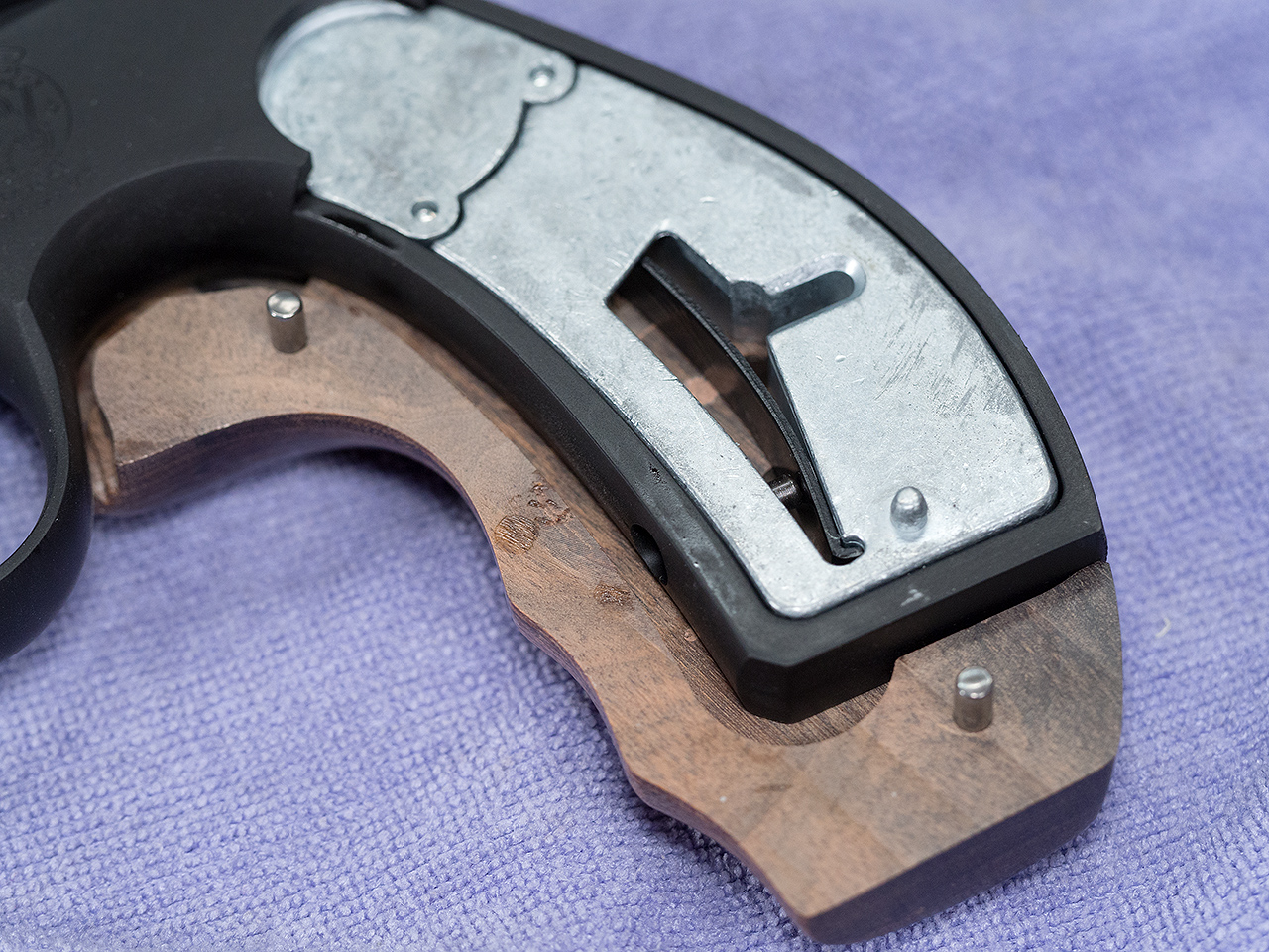 タナカワークス S&W M19にアルタモントのグリップを付けてみた