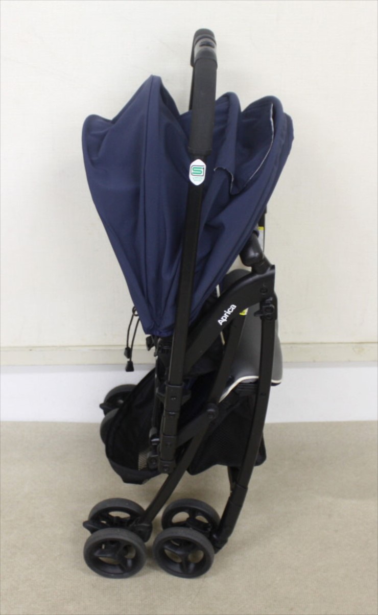 送料無料 カルーンエアー レインドロップネイビー 2022372 アップリカ