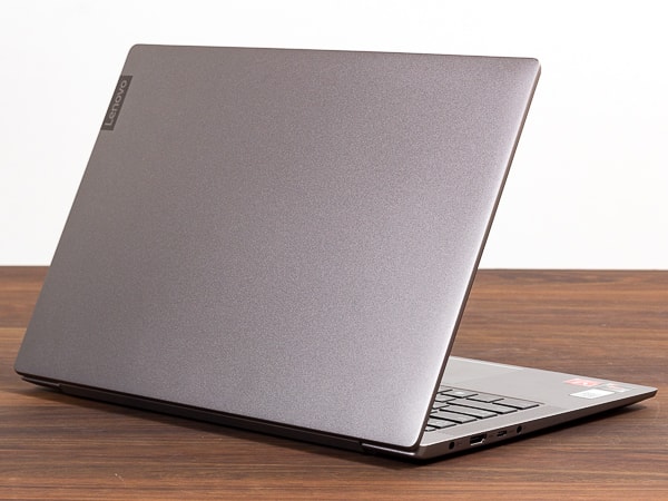 IdeaPad S540 (14, AMD) レビュー：Ryzen搭載でコスパの高い14インチ