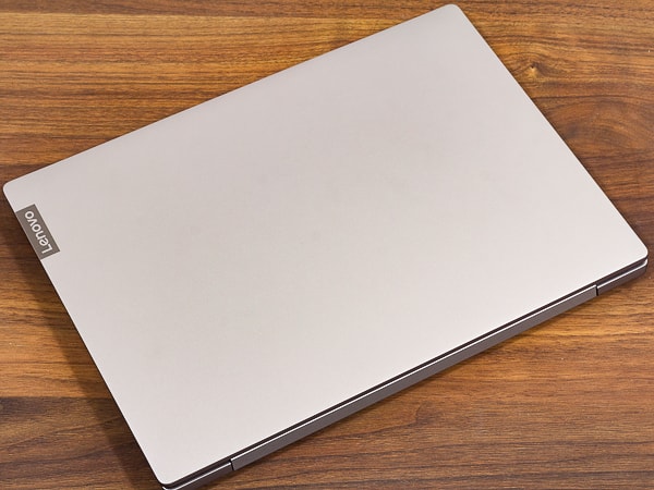 IdeaPad S540 (14, AMD) レビュー：Ryzen搭載でコスパの高い14インチ