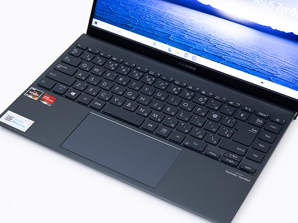 ASUS ZenBook 14 UM425IAレビュー：Ryzen 7 4700U搭載のパワフルな14