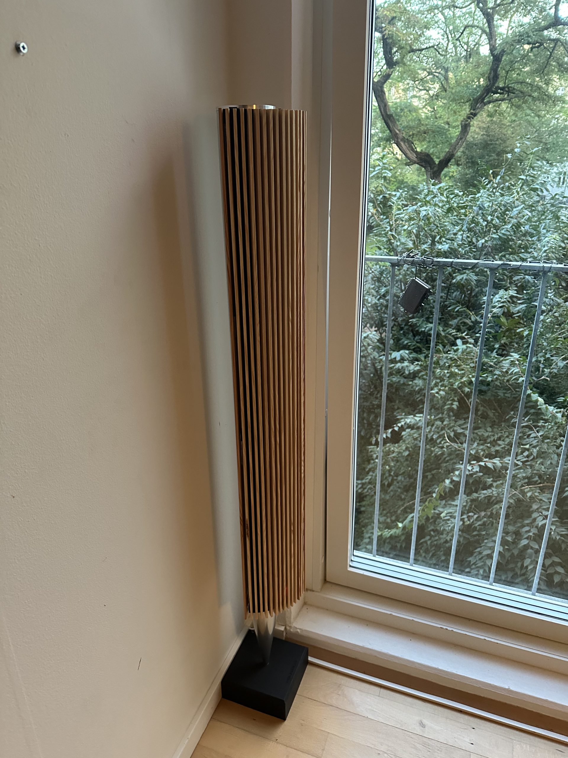 BeoLab 8000 Wooden Covers: Classic & 3D Print Options