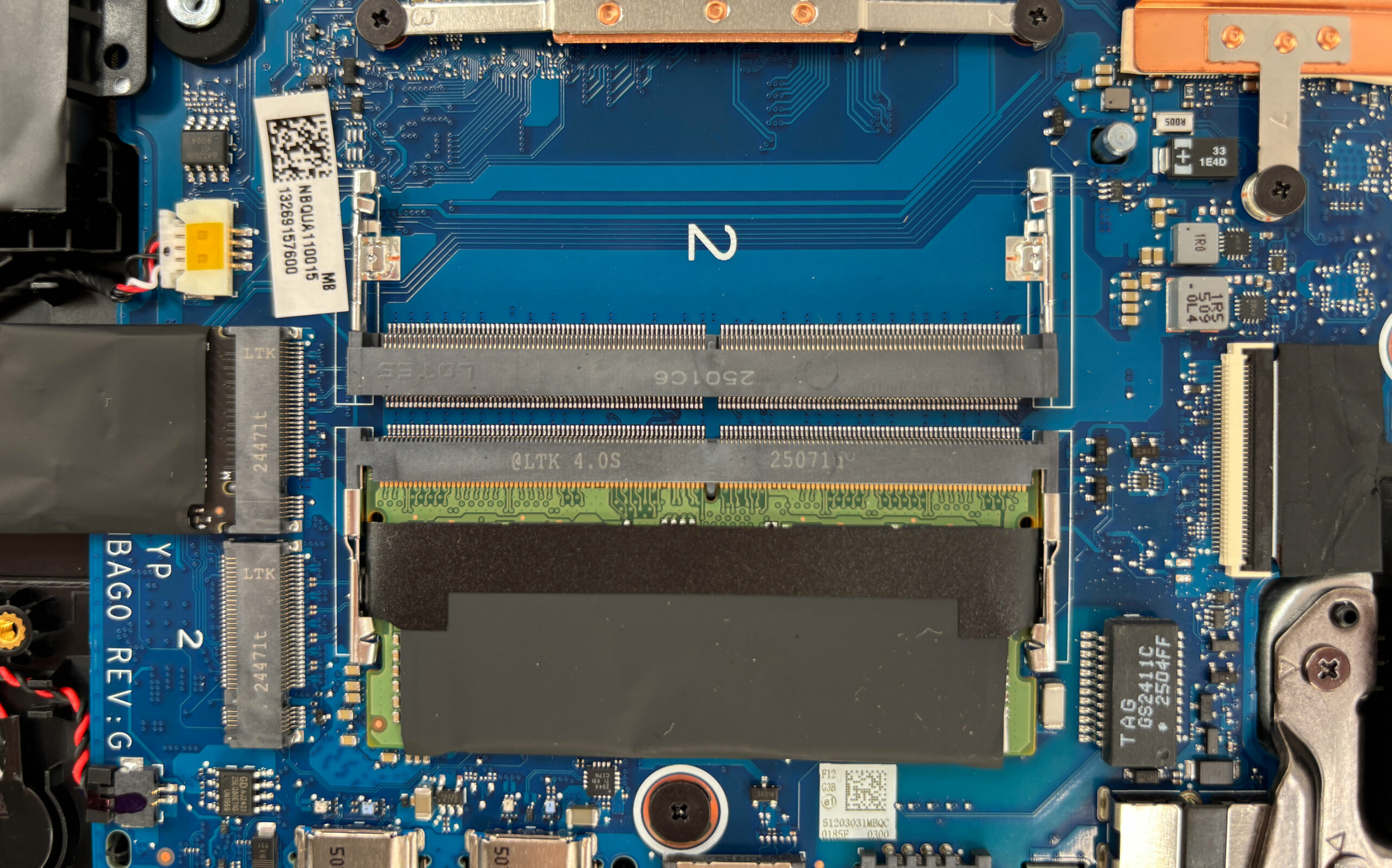 Acer Nitro V 15 (ANV15-52)の開け方 - 分解とアップグレード