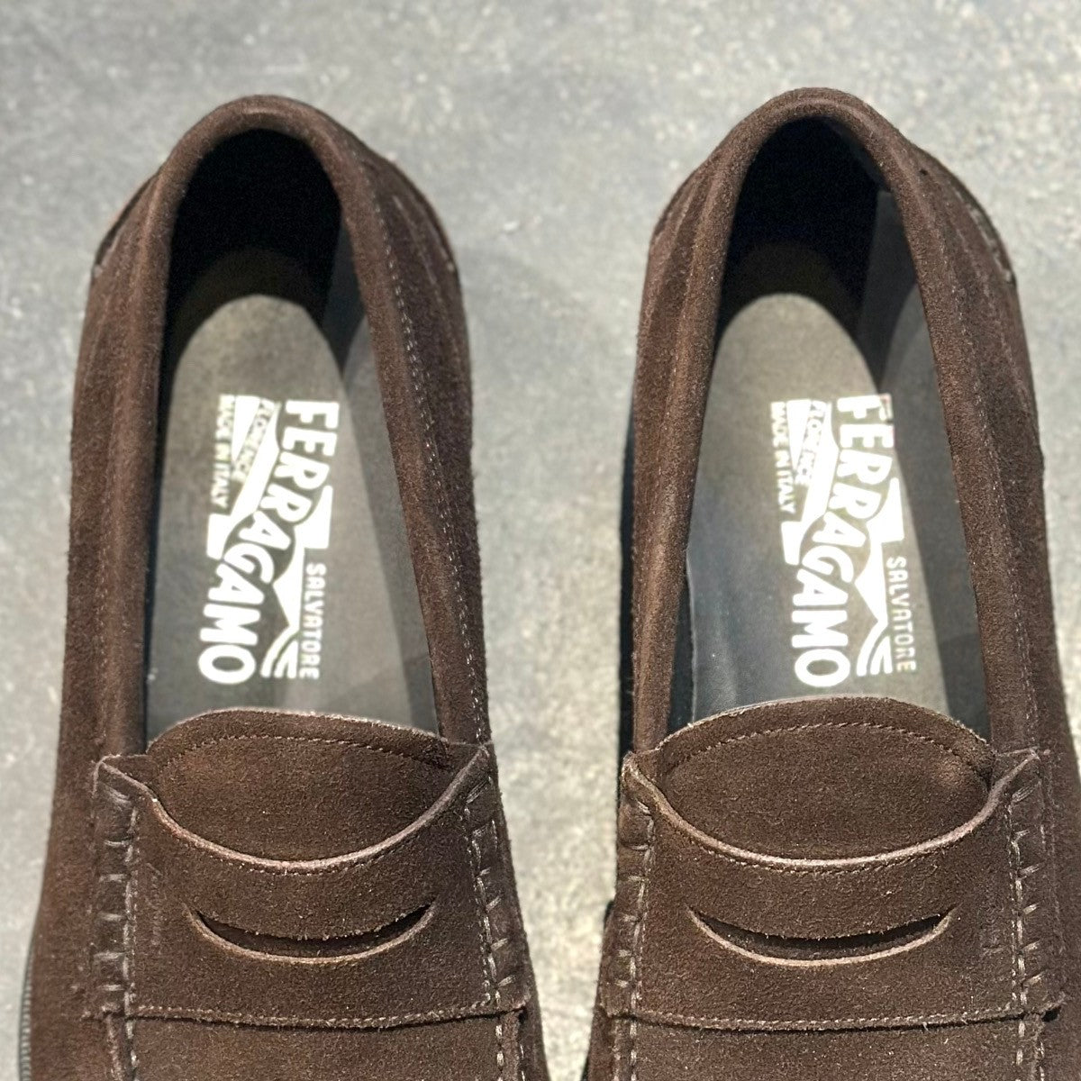 極美品【Salvatore Ferragamo】サルヴァトーレ フェラガモ ローファー