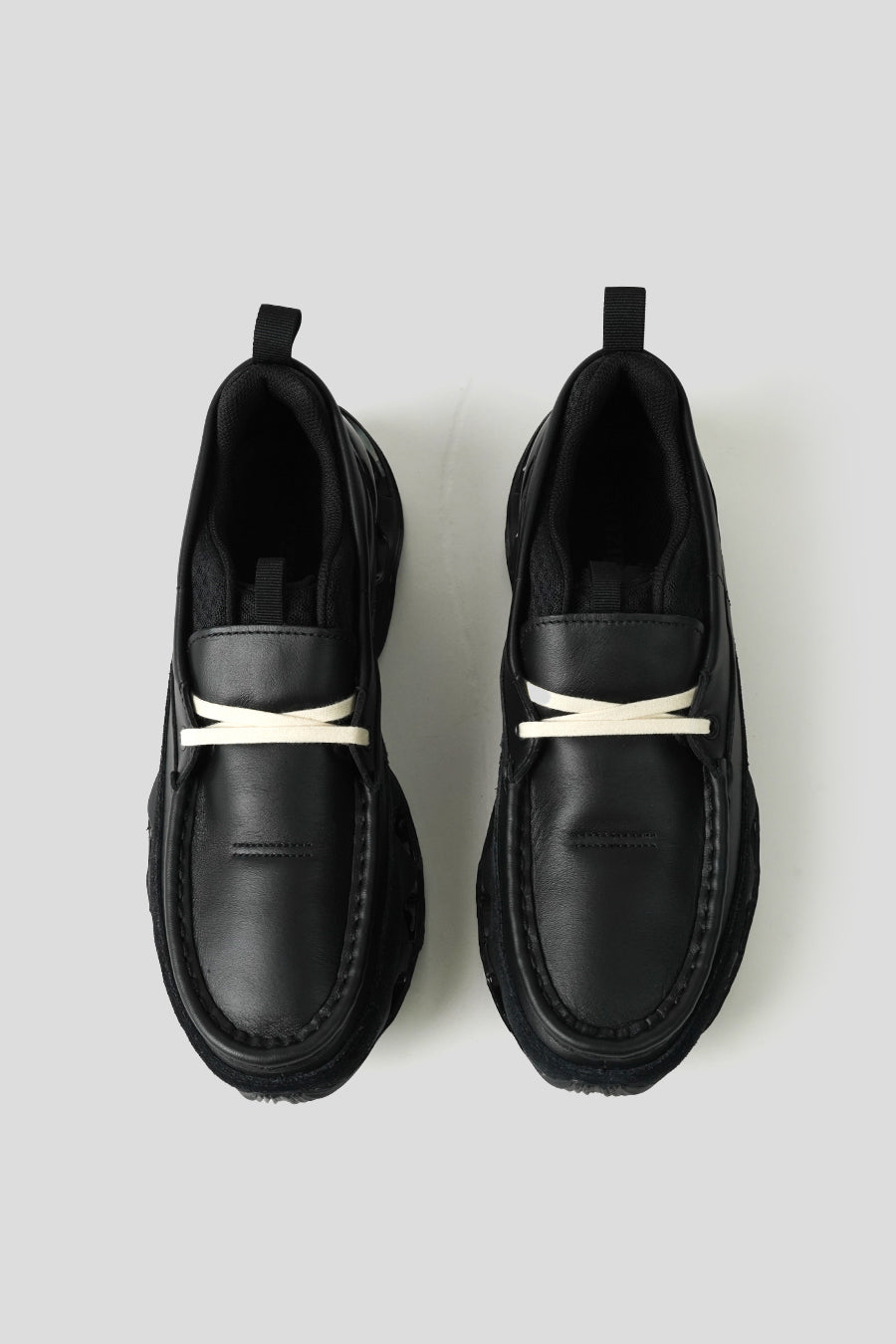 Mizuno - BLACK BLACK AND WHITE WAVE PROPHECY MOC – LE LABO STORE