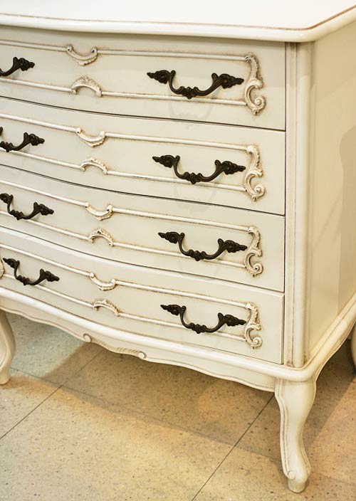 謝恩セール特価】イタリア製 輸入家具 チェスト 4段 白 ホワイト