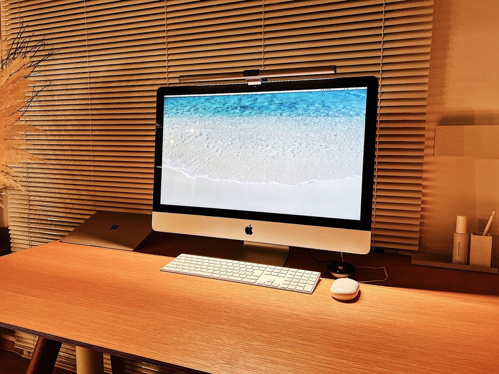 本音レビュー】BenQ ScreenBar Plusが最高すぎる！メリット