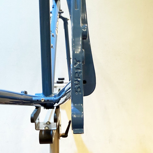 SURLY / サーリー・ディスクトラッカー フレームセット 42cm Blue