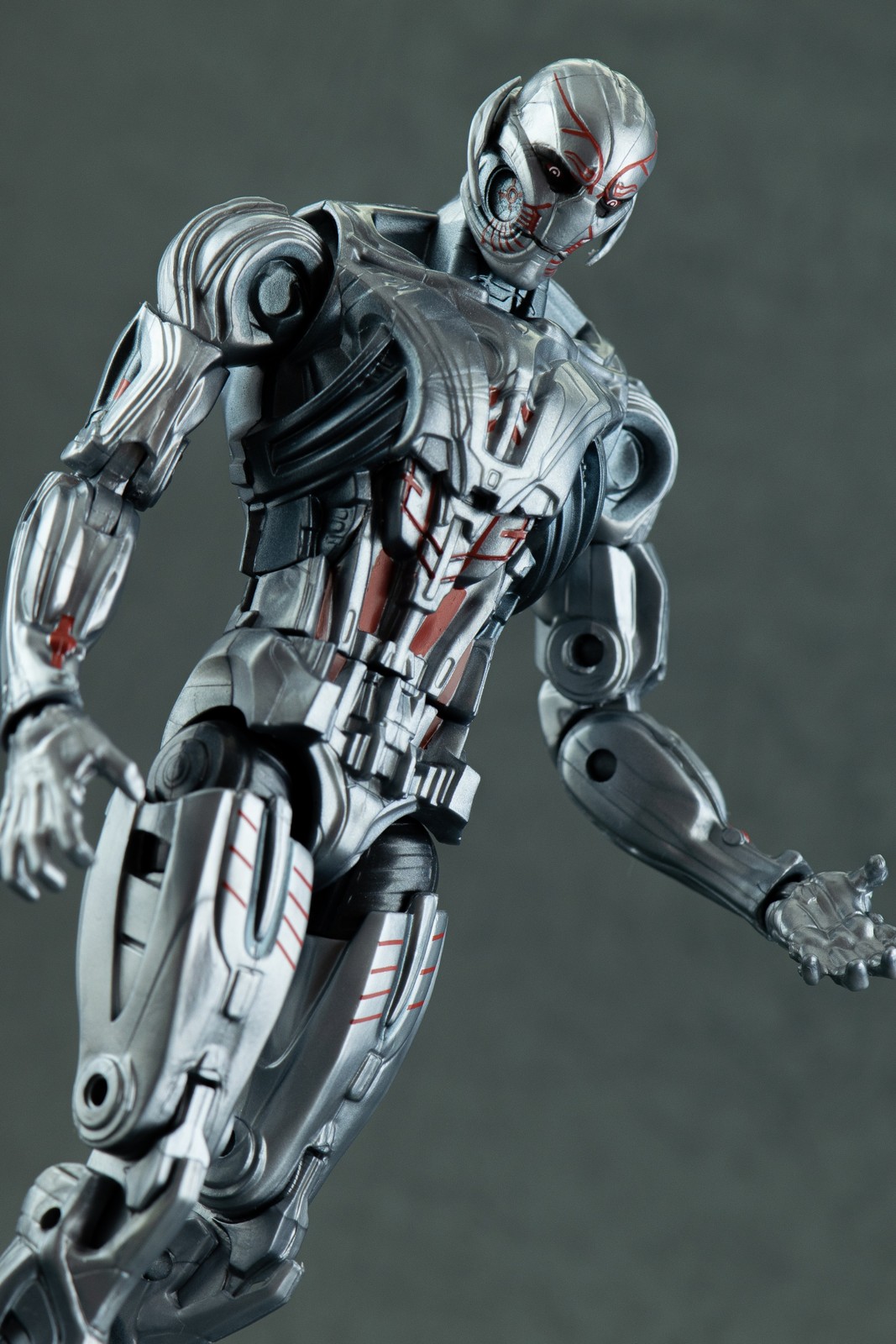 レビュー】マーベルレジェンド ウルトロン : 関節フィギュア庫