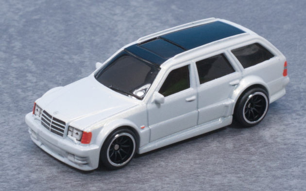 レビュー ホットウィール ブールバード メルセデス・ベンツ E36 AMG