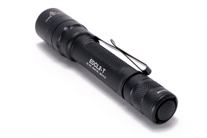 SUREFIRE EDCL2-T LED Everyday Carry フラッシュライト : アカリ