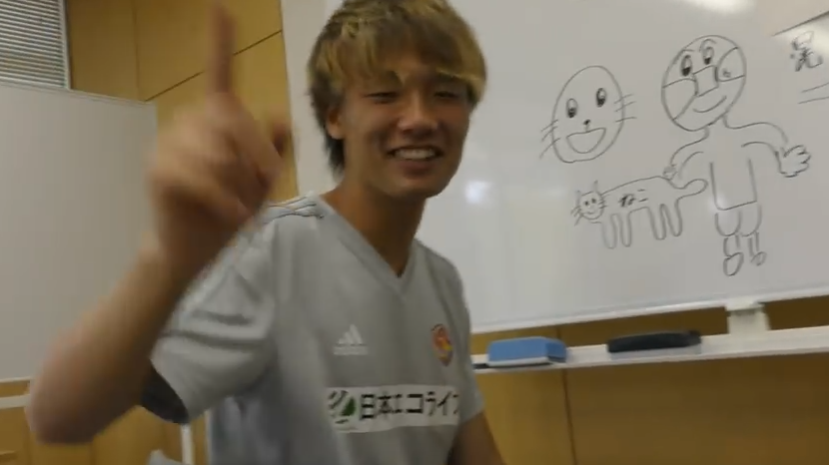 板倉滉選手、仙台で「いたっち」になる : Jリーグマスコットのこと