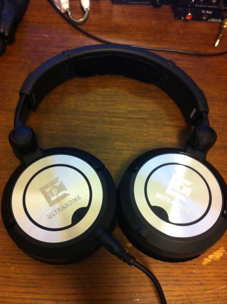 ULTRASONE PRO900を購入＆スピーカー関連雑記 : メタラーのヘッドホン