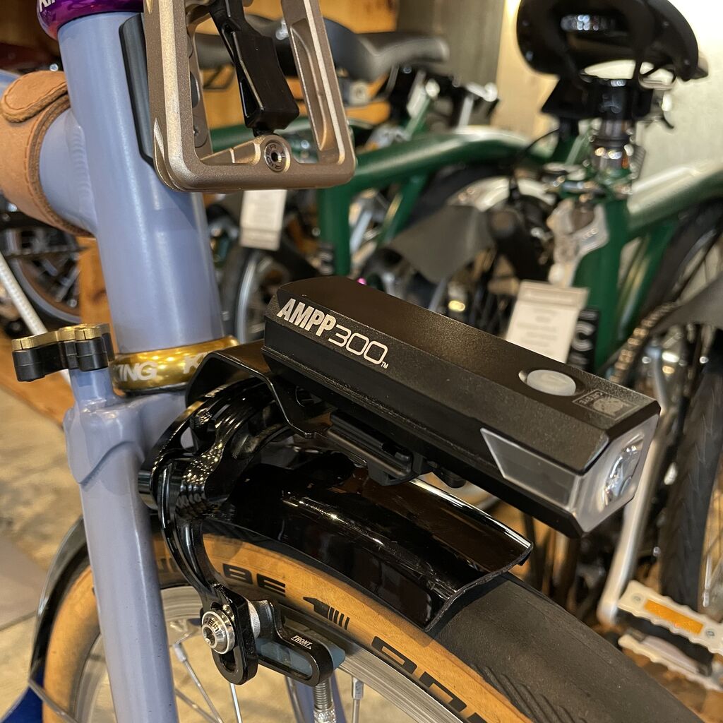 BROMPTONのライトここに付けちゃいます : LORO CYCLEWORKS 福岡