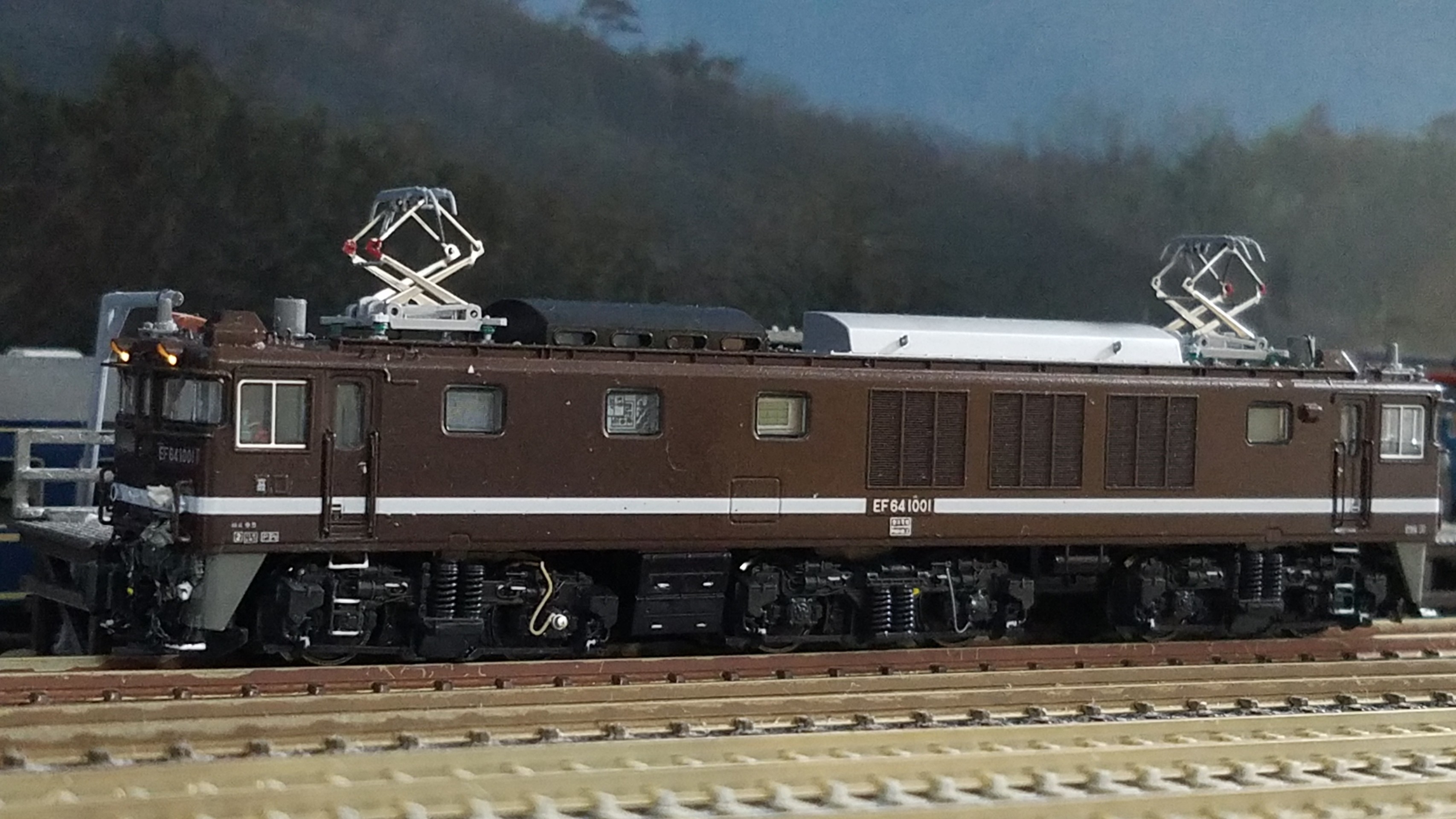 Kato3023-3 EF64 1001号機『高』 茶色の追加加工整備 完成 : （仮称