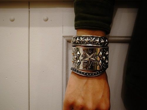 Cody Sanderson ブレスレット10％OFFでオーダー可能です! : CHARCOAL