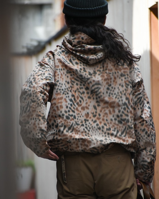 ENGINEERED GARMENTS Cagoule Shirt-Polyester Leopard Print [Brown]