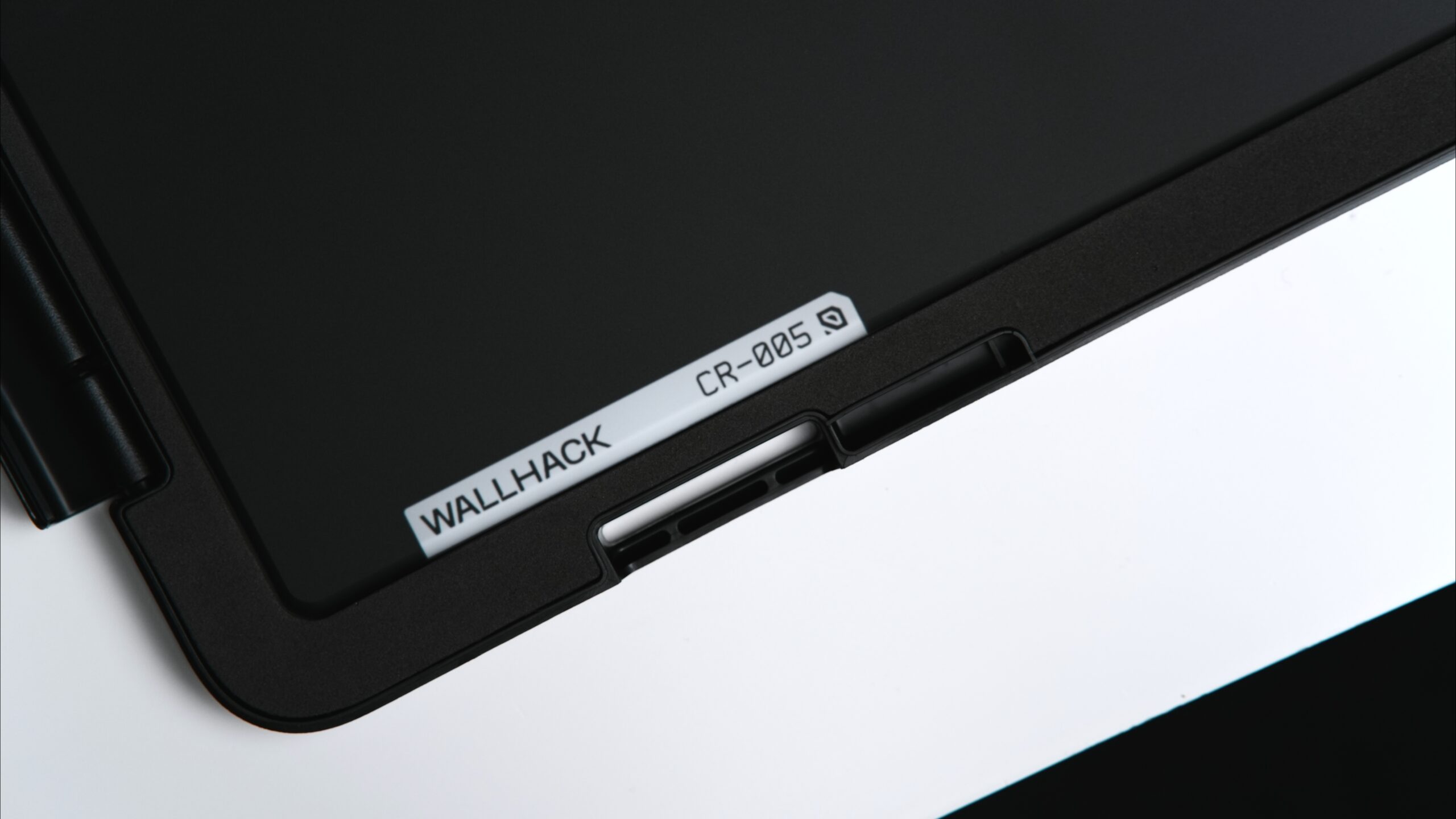 WALLHACK CR-005 レビュー |