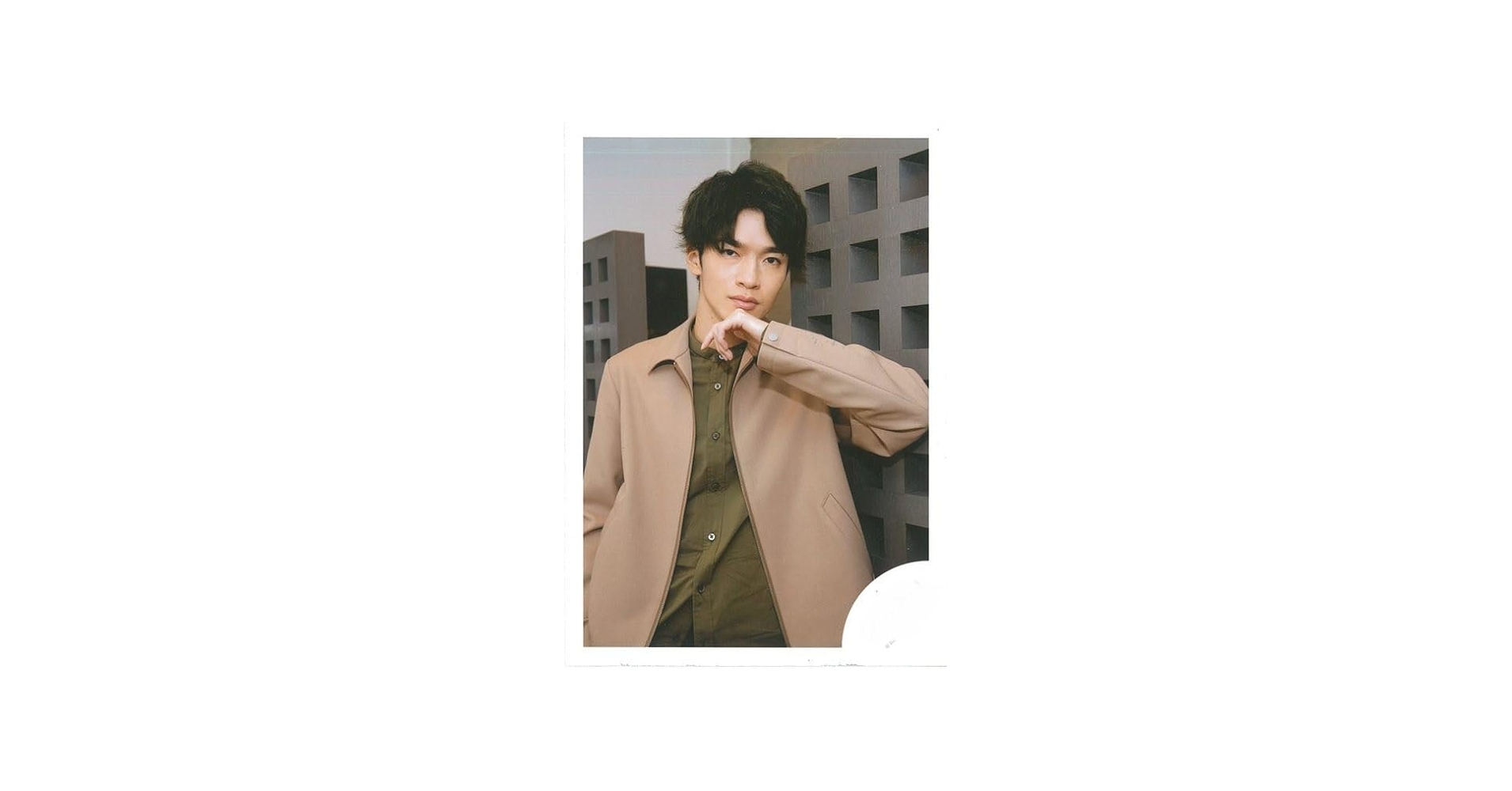 Amazon.co.jp: SnowMan 公式生写真 1st Anniversary 【深澤辰哉】02