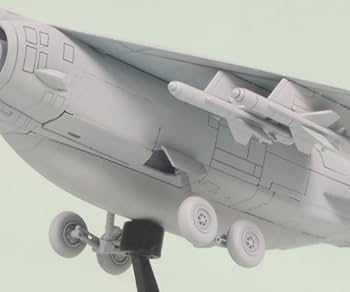 Amazon | ピットロード 1/144 イギリス空軍 TSR.2 攻撃機仕様