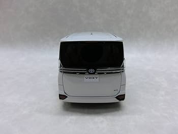 Amazon | #9711 トヨタ 新型ヴォクシー ホワイトパールクリスタル