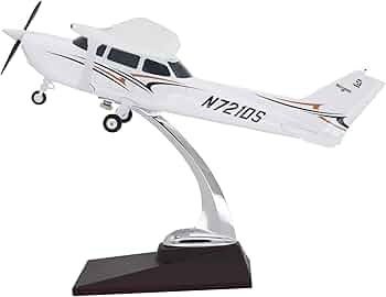 Amazon | TANG DYNASTY 1/32 27CM セスナ 172 Cessna 172 ABS樹脂