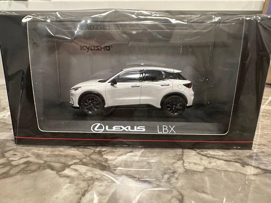Amazon | 京商 レクサス LBX 143ミニカー 085 ソクォーツ | ミニカー