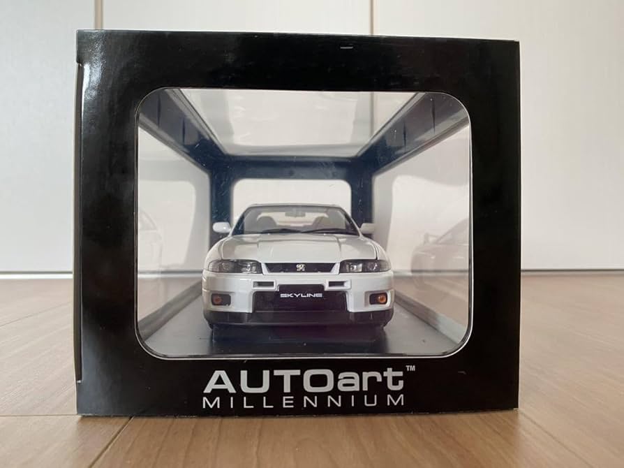 Amazon.co.jp: オートアート 1/18 スカイラインGT-R BCNR33 R33 VSPEC