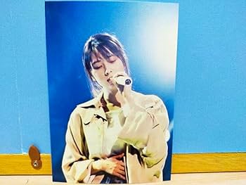 Amazon.co.jp: 坂井泉水 ZARD 写真 8枚セット Lサイズ ③ : おもちゃ