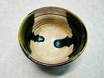 Amazon.co.jp: 梅村晴峰 赤津焼 織部茶碗 共箱 茶道具 : ホーム＆キッチン