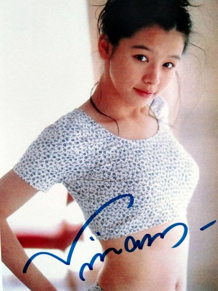 Amazon.co.jp: ビビアンスー直筆サイン入り2Lサイズ写真…Vivian Hsu