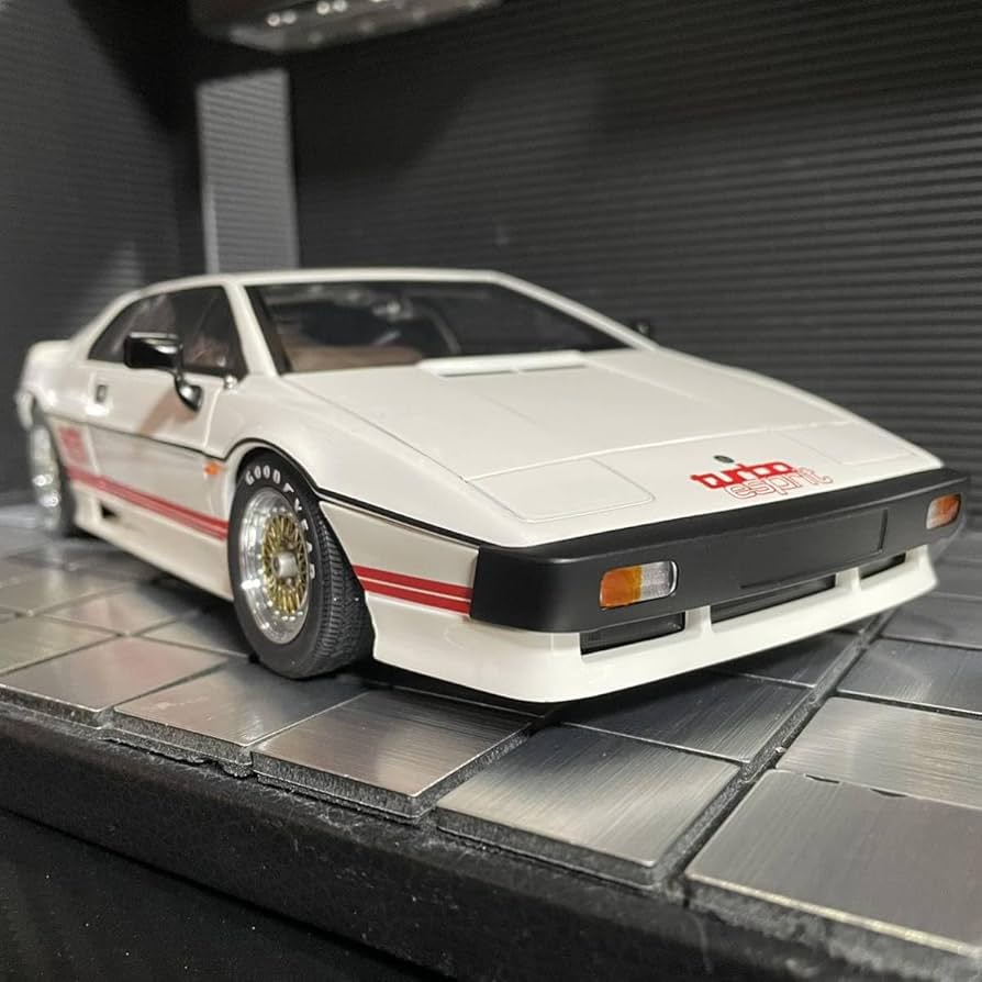 Amazon | 絶版未展示品 オートアート 1/18 ロータス エスプリ ターボ
