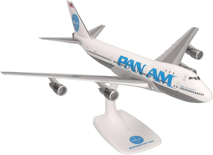 Amazon.co.jp: Herpa スナップフィット 飛行機モデル ボーイング 747