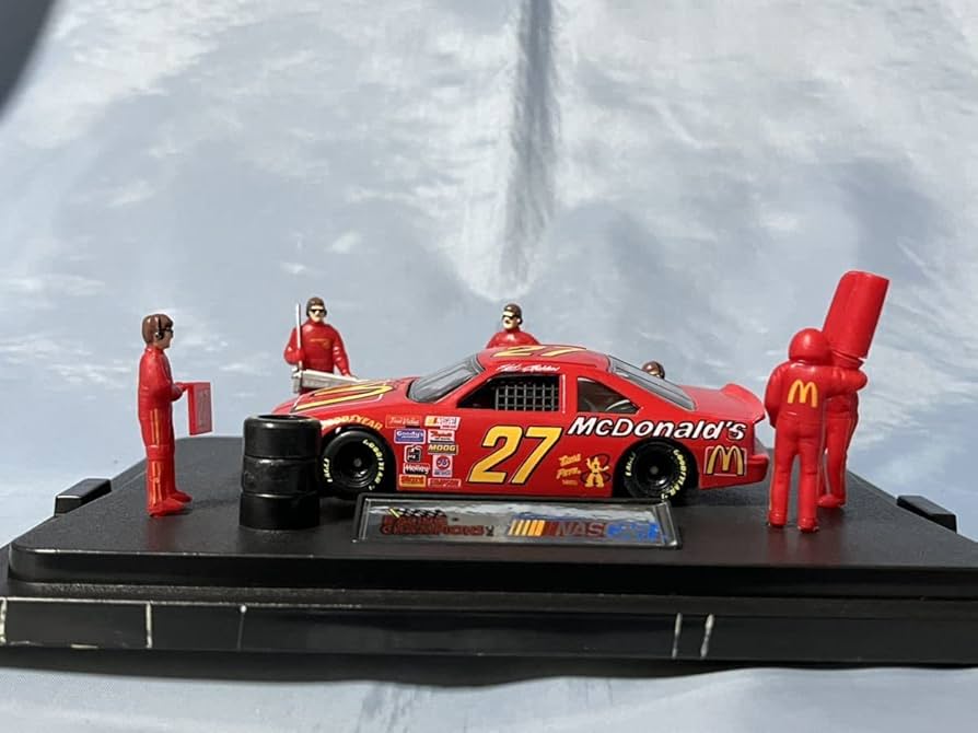 Amazon | レーシング チャンピオン製ナスカー ピットストップ ショー