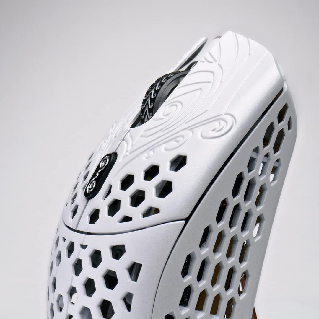 Amazon.co.jp: FinalMouse スターライト-12 ペガサス (Sサイズ) : ゲーム