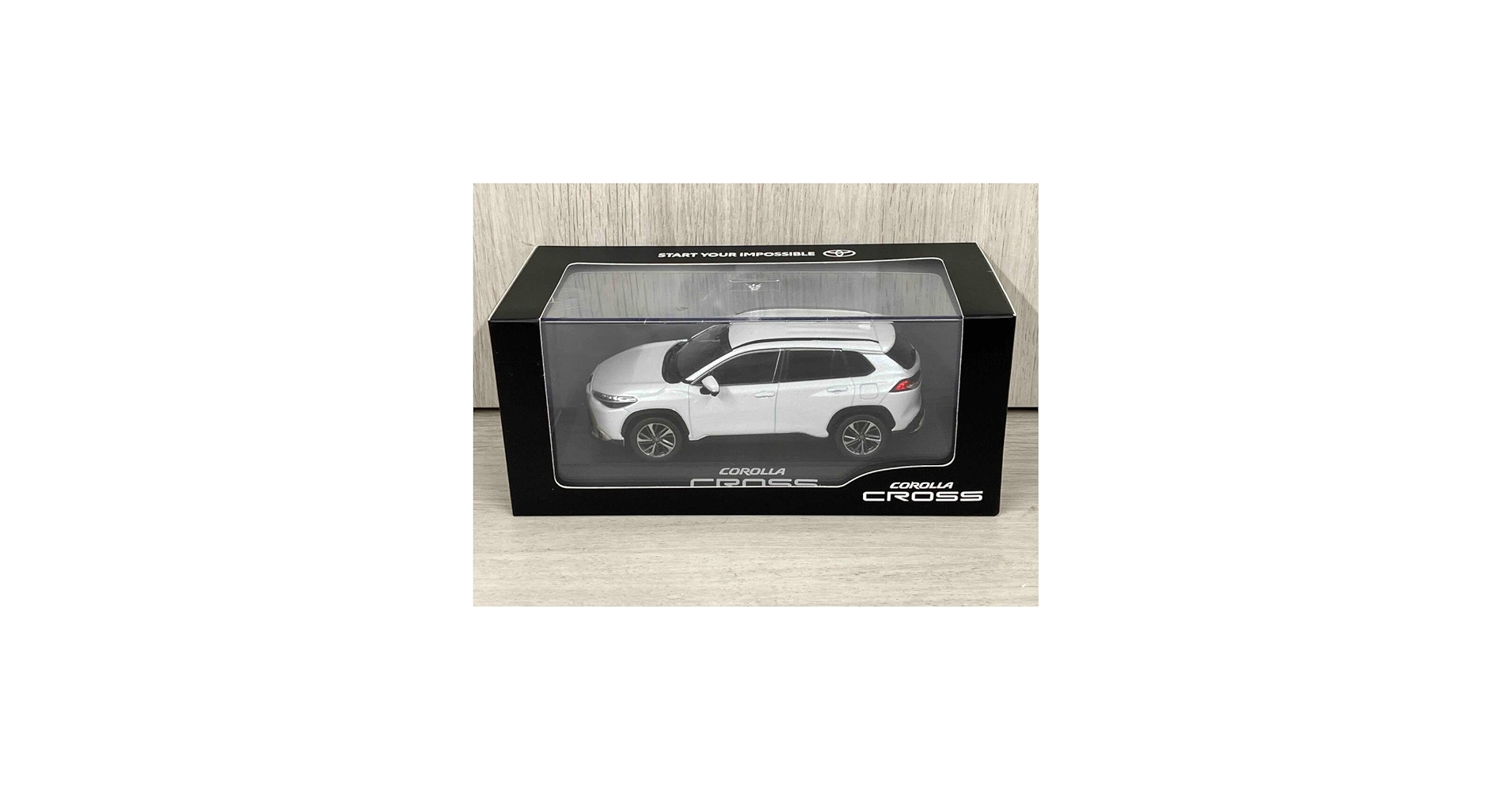 Amazon | ミニカー 1/30 カローラ クロス ミニカー ホワイト