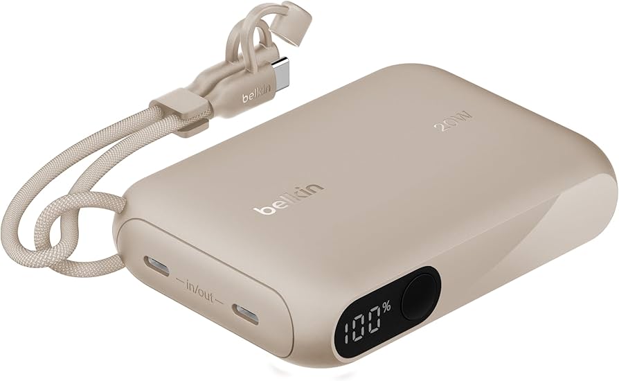 Amazon | Belkin BoostCharge モバイルバッテリー ディズプレイ付き