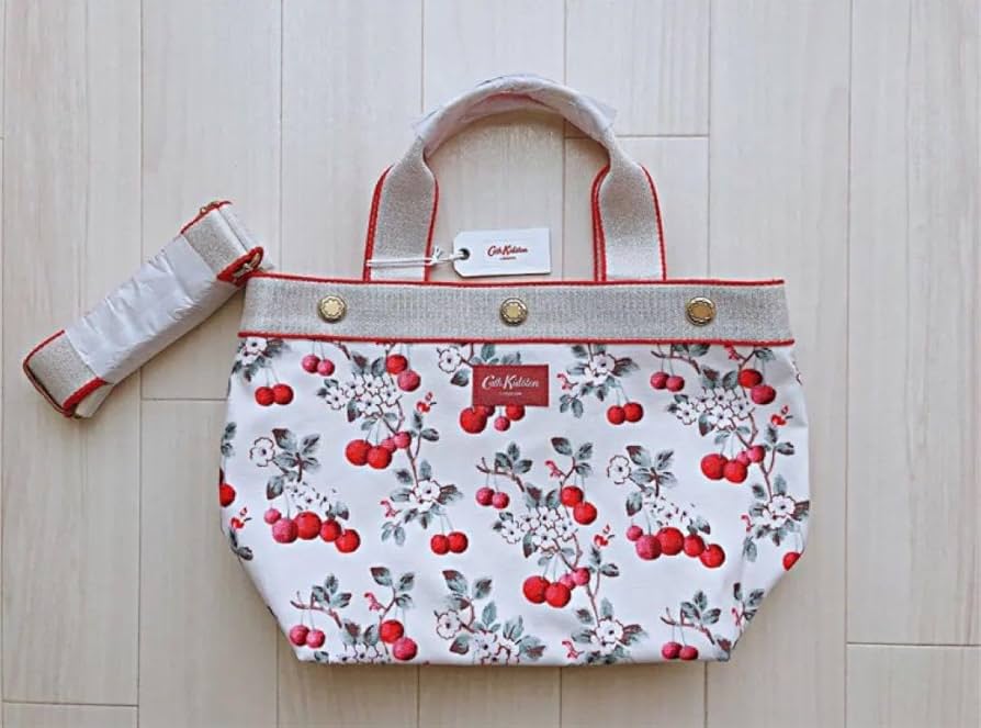 さくら様 キャスキッドソン 生地でハンドメイド さくら様 キャス