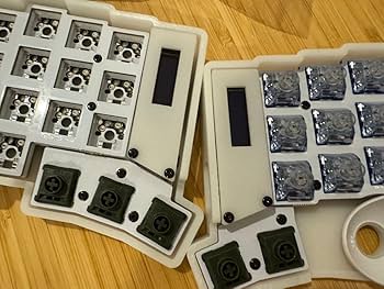 Amazon.co.jp: keyball39 白レジンケース入り スイッチ、キーキャップ