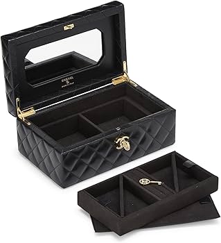 Amazon.com: Chanel, Pre-Loved Quilted Lambskin Jewelry Chest Small