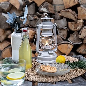 Amazon.com: Feuerhand Outdoor Kerosene Fuel Lantern, German Made