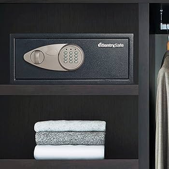 Amazon.co.jp: SENTRY (セントリー) 金庫 家庭用 小型 収納ボックス 鍵