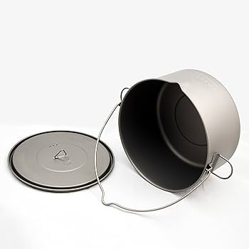Amazon.com : TOAKS Titanium 2000ml Pot with Bail Handle : Sports