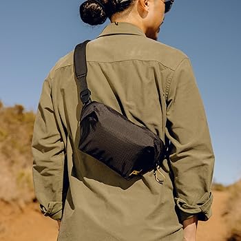Amazon | 【国内正規品】Peak Design アウトドア スリング 2L ブラック
