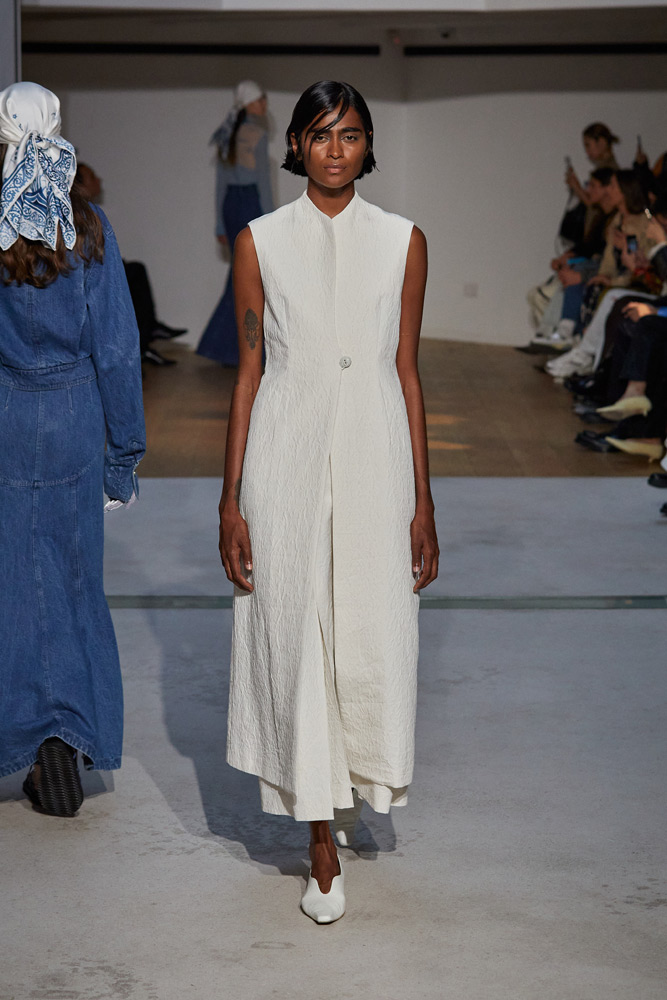 24 Spring Summer Look / COLLECTION - Mame Kurogouchi