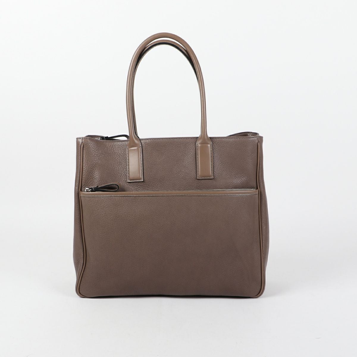 000000000177-01.jpg?size=m&w=