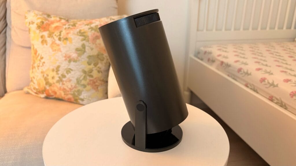 スリコのプロジェクタをレビュー。3COINSで1万1000円。おすすめか