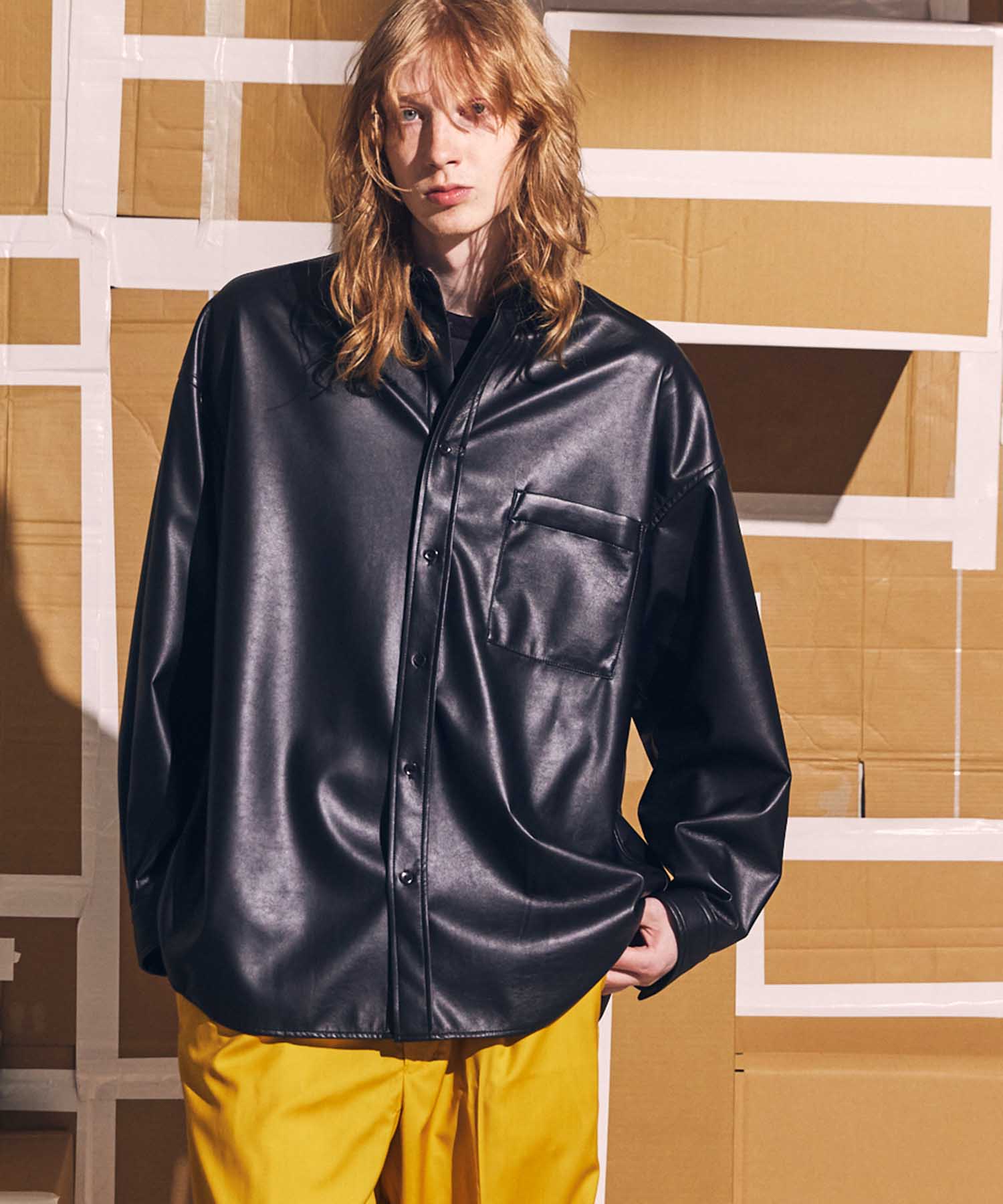 SALE】リサイクルライトフェイクレザープライムオーバーシャツ